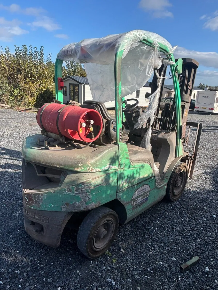 Mitsubishi Gas Forklift - Image 2