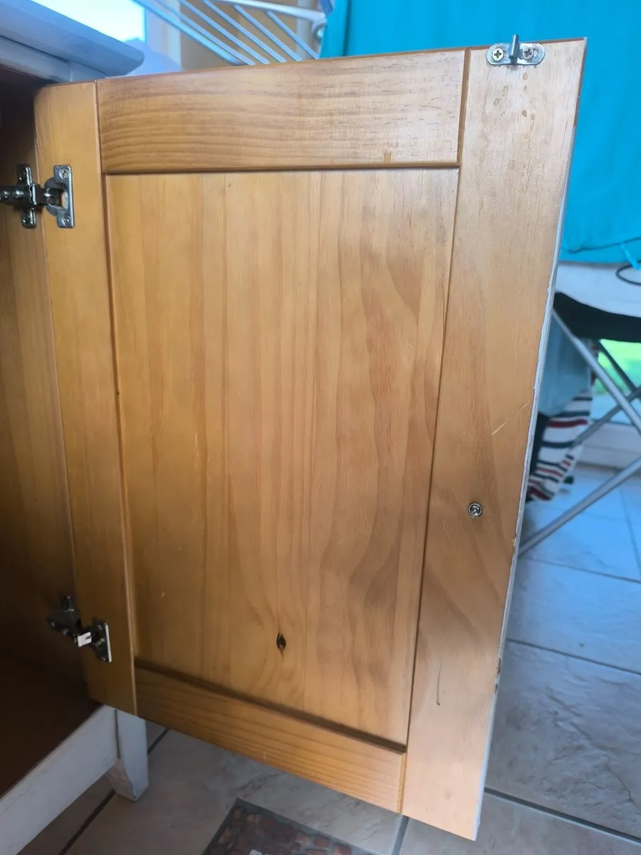 Storage Locker/Press - Image 4