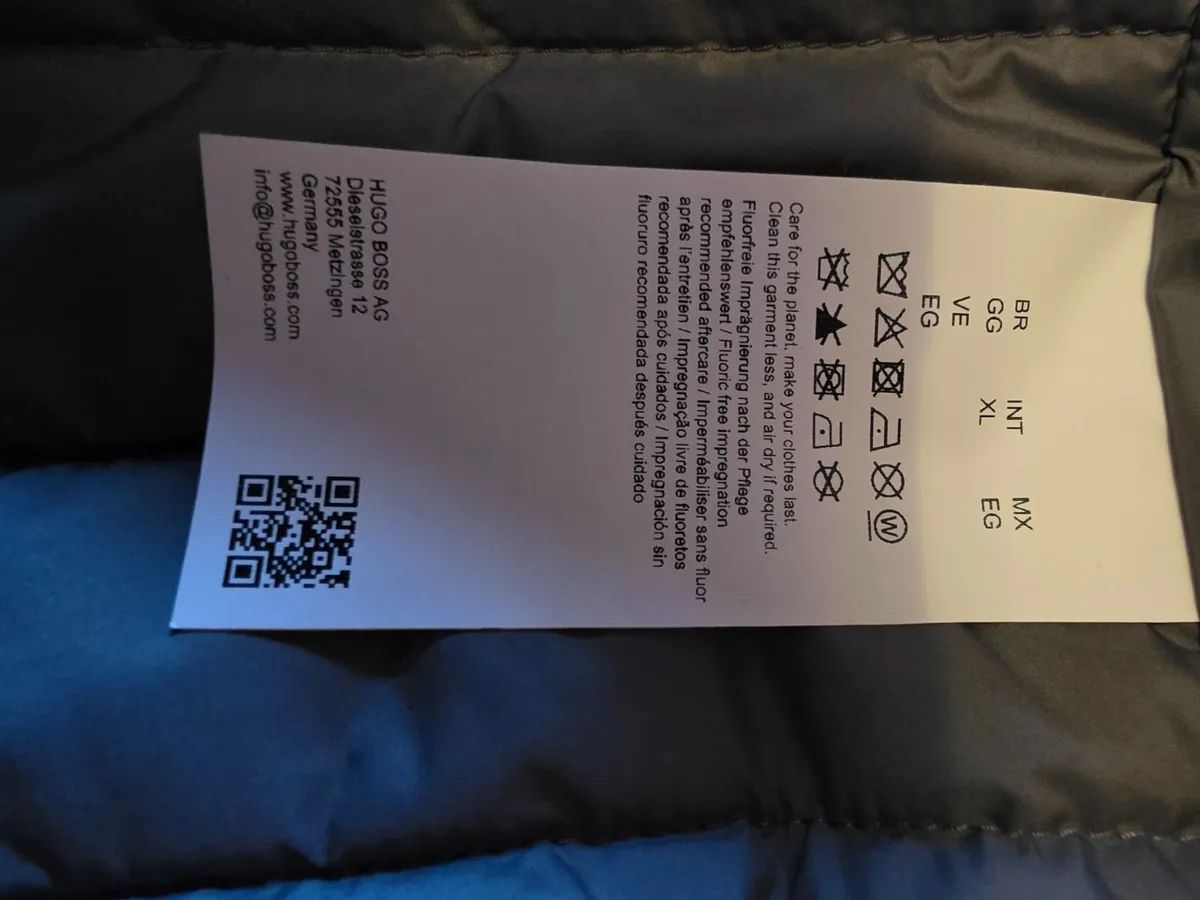 Hugo boss gilet - Image 1