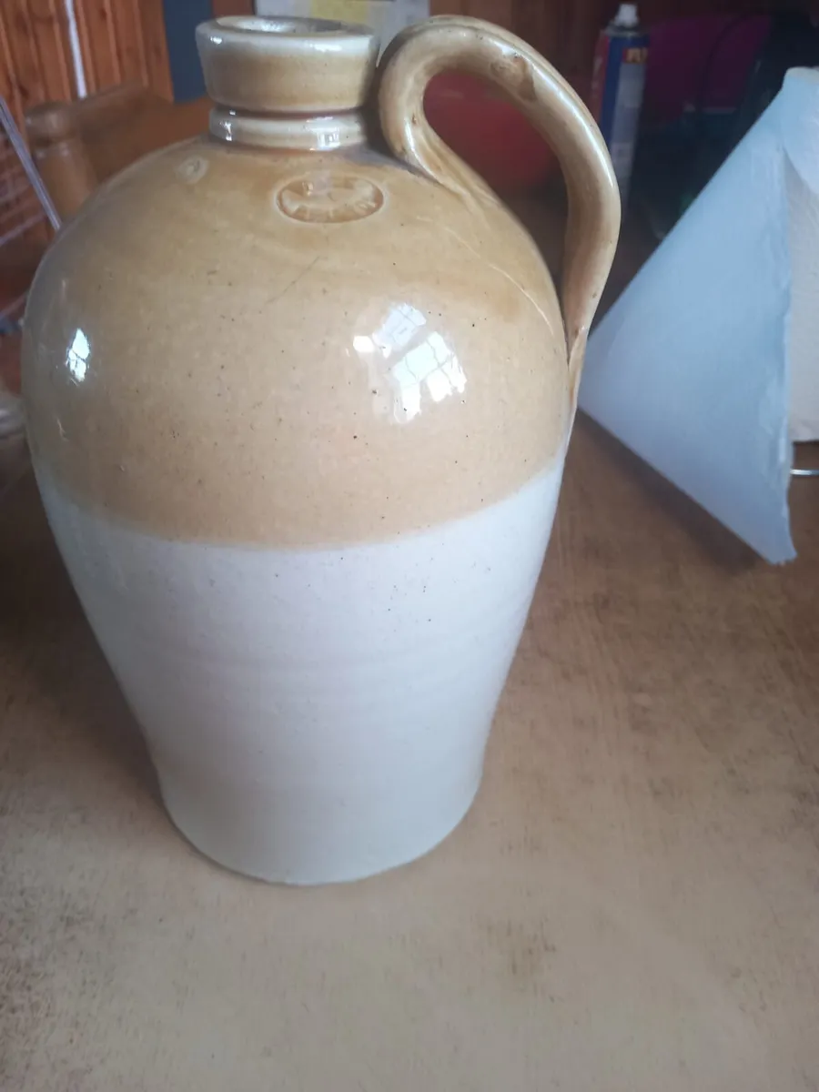 Old whiskey jar