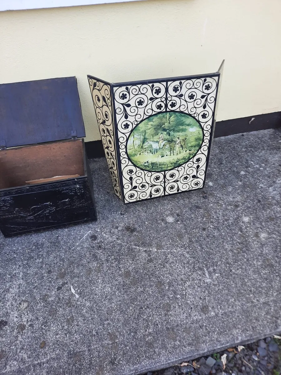 Vintage log box and fire screen - Image 4