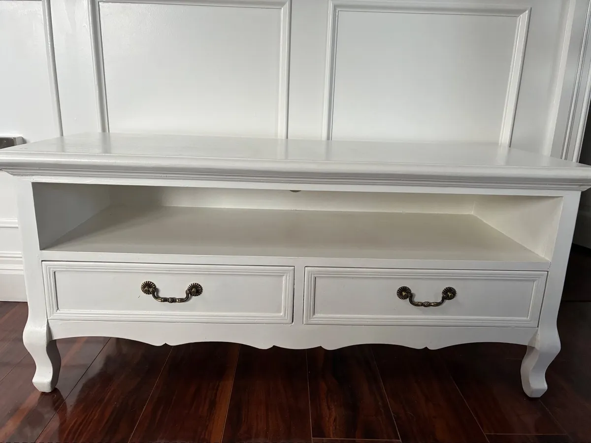 TV table