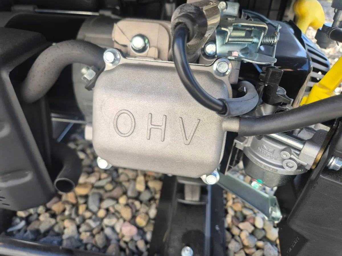 LONCIN 3500 PETROL GENERATOR IMMACULATE - Image 2