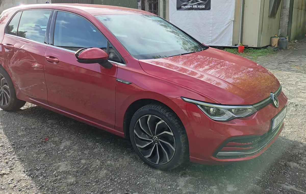 Volkswagen Golf 2021 1.5 eTSI 130HP Style DSG MHEV - Image 1