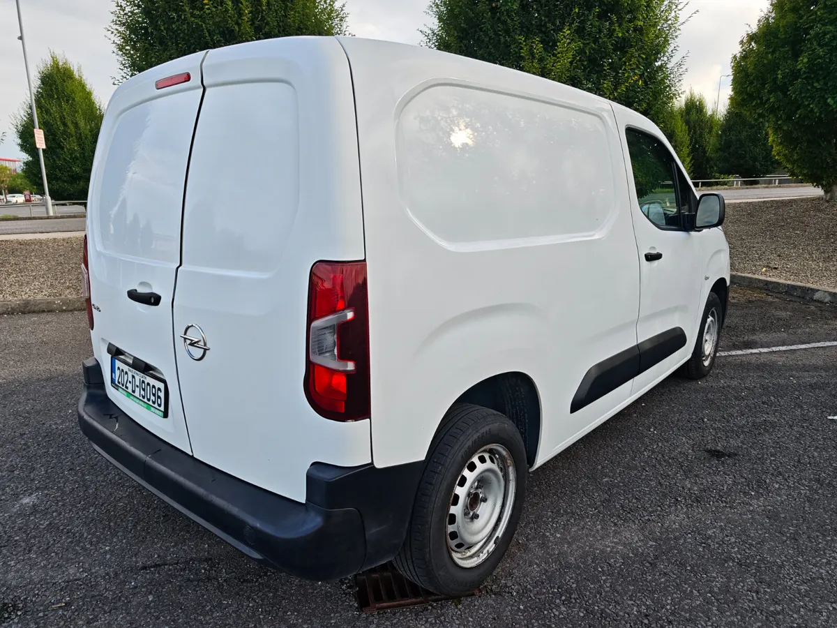 Opel Combo 2020 - Image 4