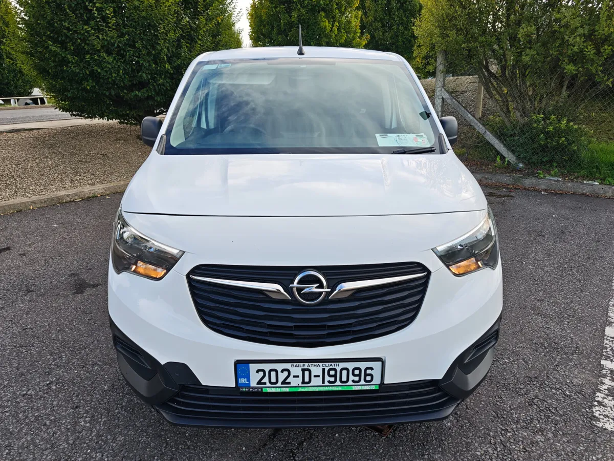 Opel Combo 2020 - Image 3