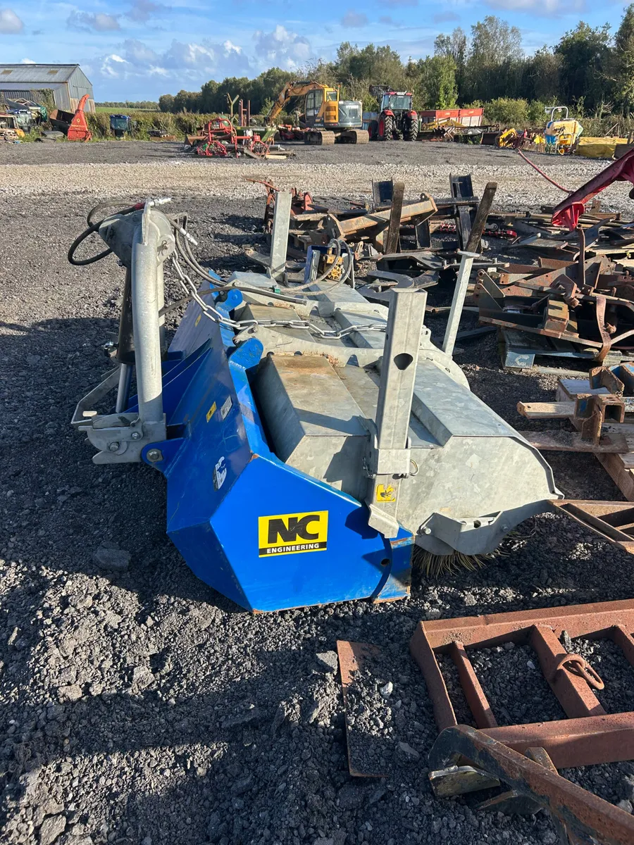 2025 NC Link a sweep road sweeper - Image 2