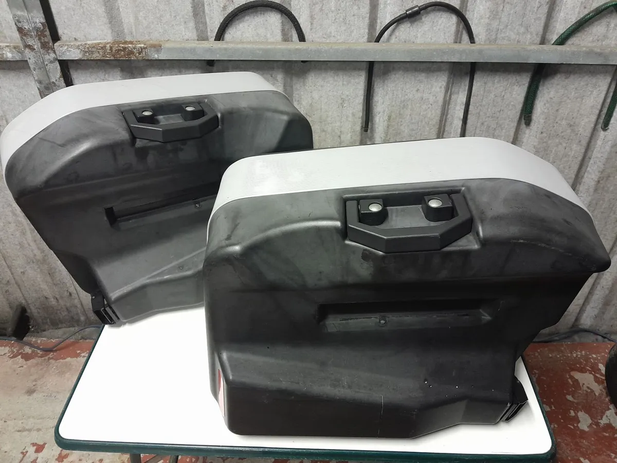 Panniers, Top Boxes, Yamaha XJ 900 S Parts - Image 3