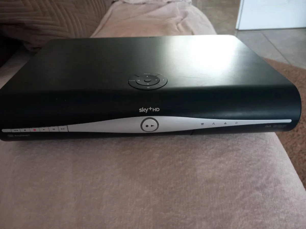 Sky hd box - Image 3