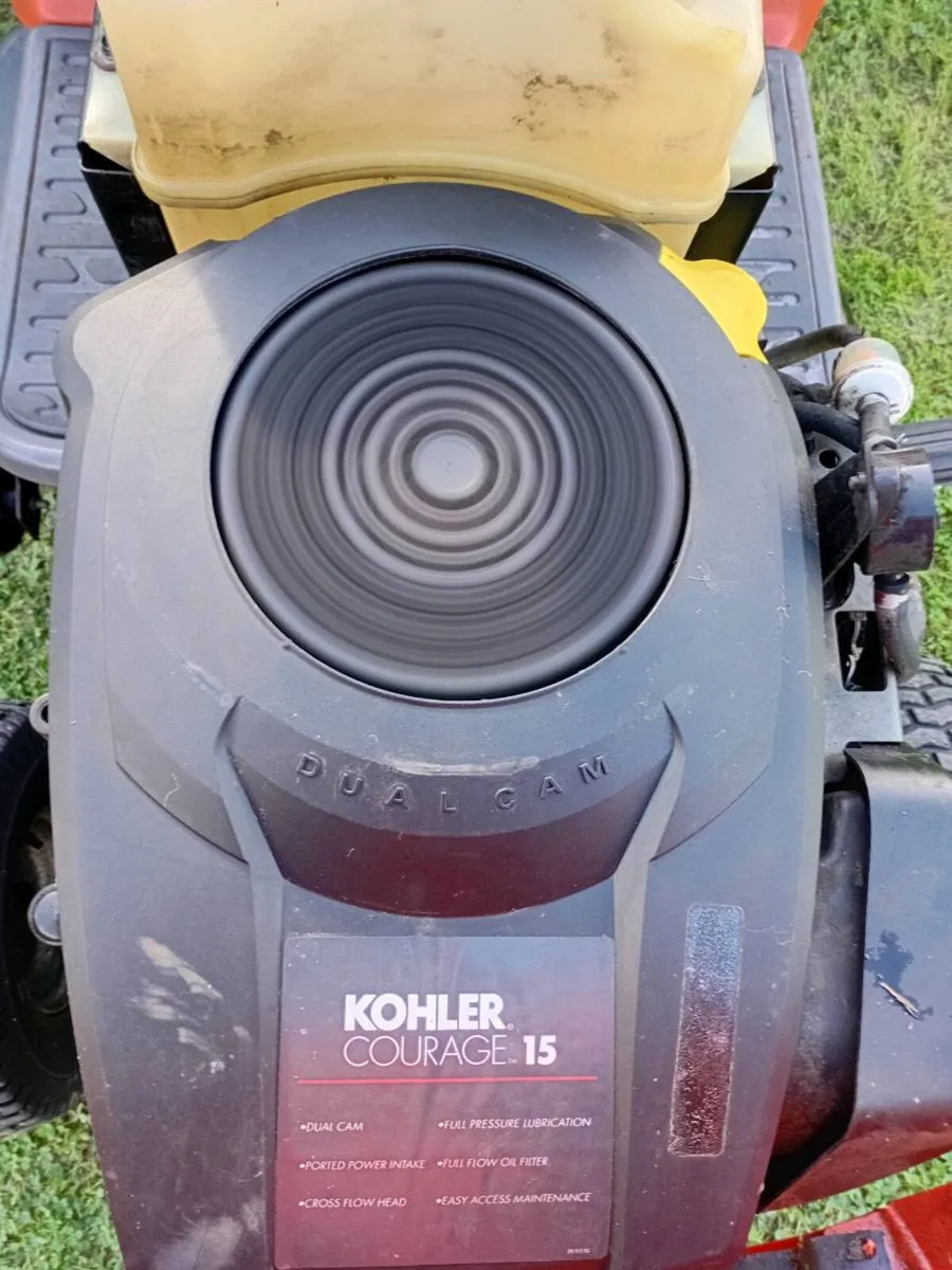 Ride on lawnmower - Image 2