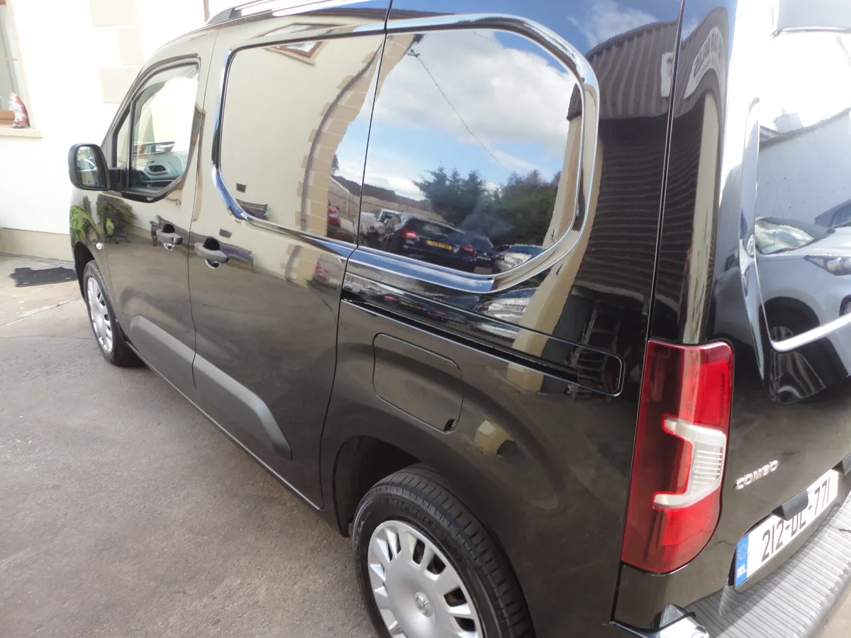 Opel Combo 2021 - Image 4
