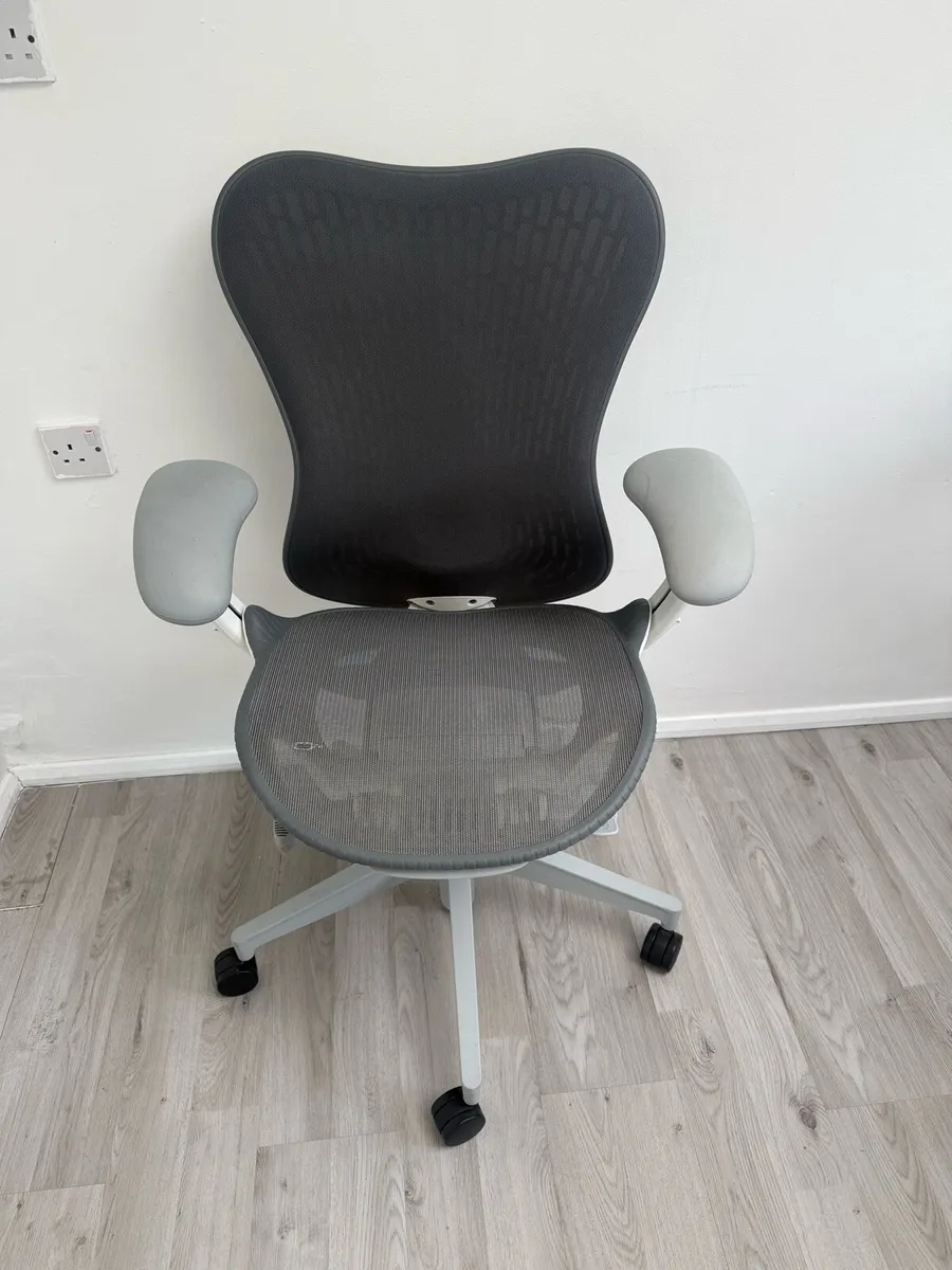 Herman miller Mirra 2 office chair - Image 1
