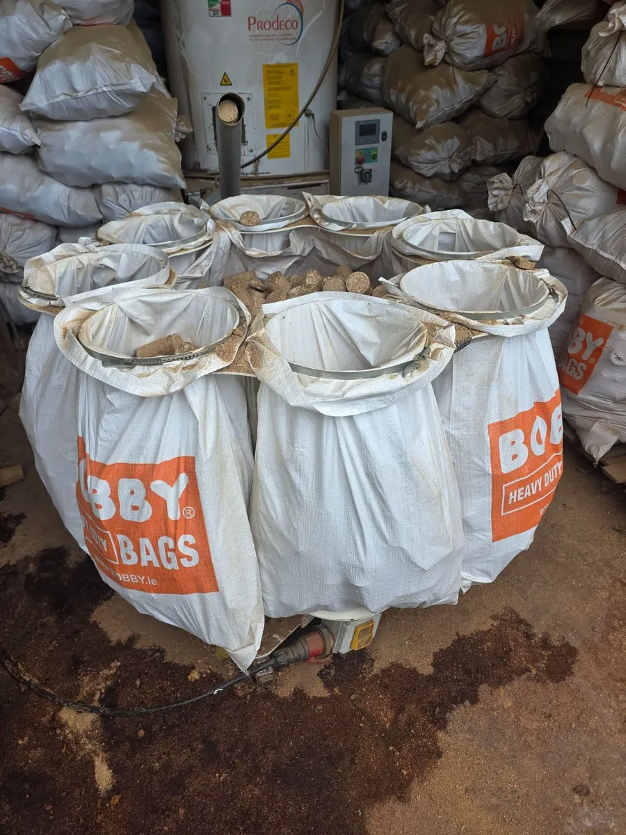 Sawdust briquettes / kindlen - Image 3