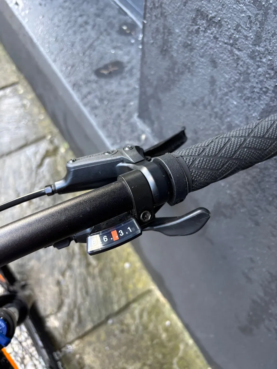 Trek marlin 5 - barely used - original receipt - Image 4