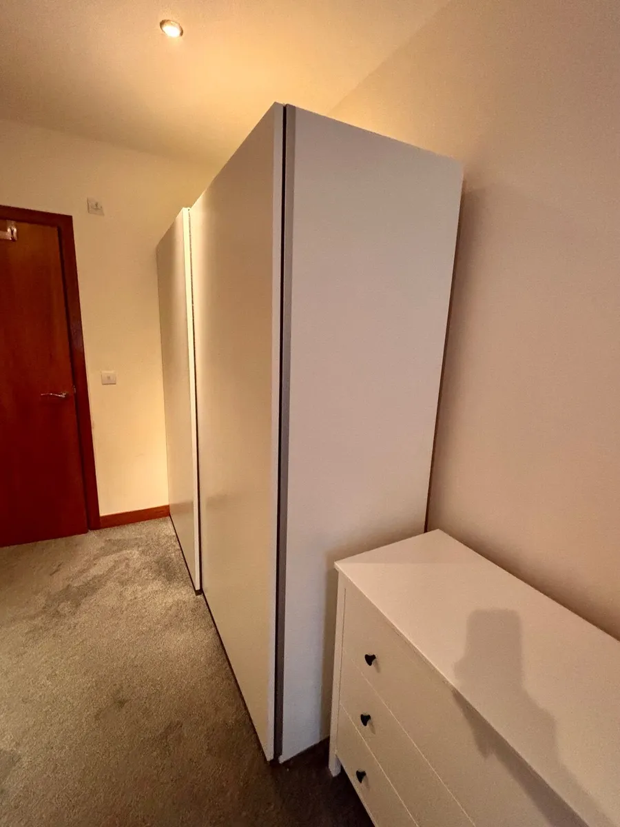 Wardrobe - Image 2