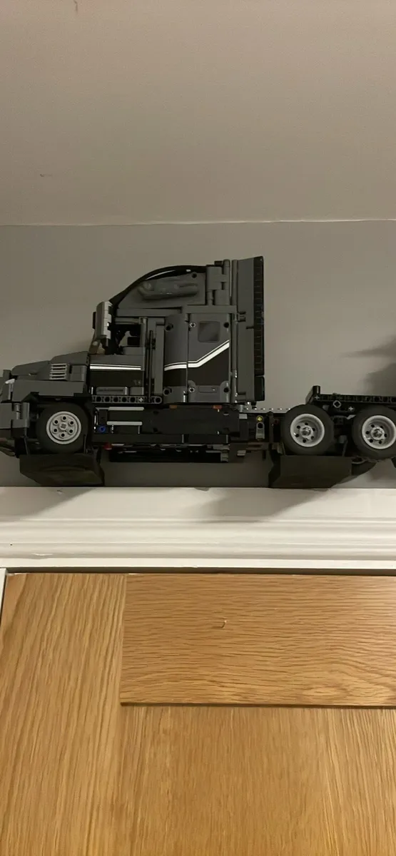 Lego truck - Image 1