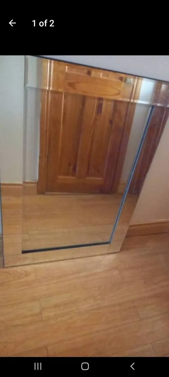 Large mirror - Image 1