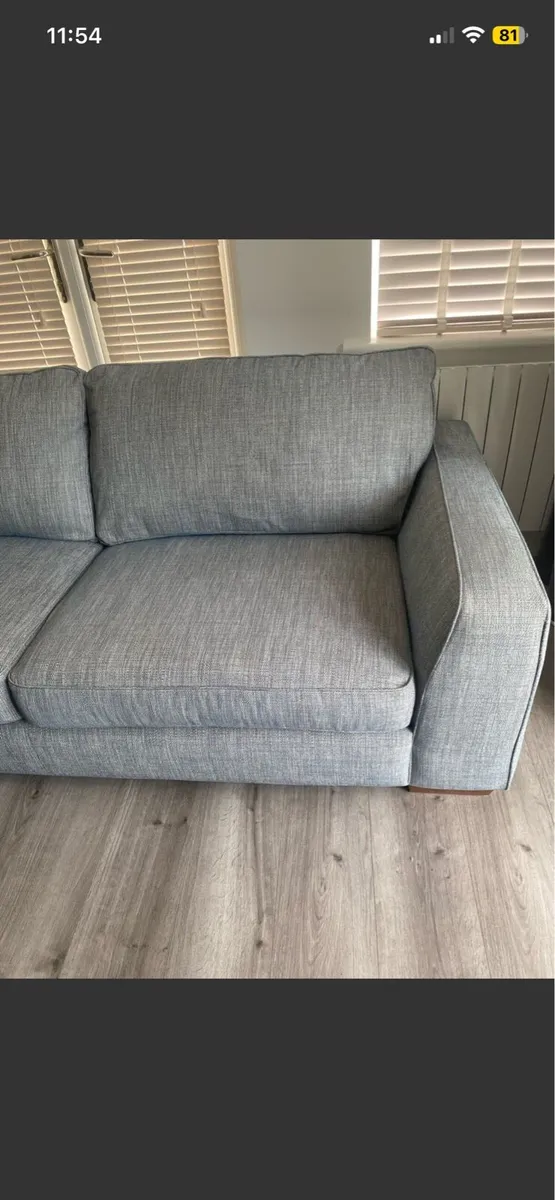 Large Luxurious 3/4 seater couch ON HOLD - Image 2
