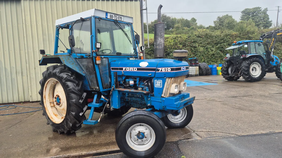 FORD 7610 2WD TRACTOR - Image 2