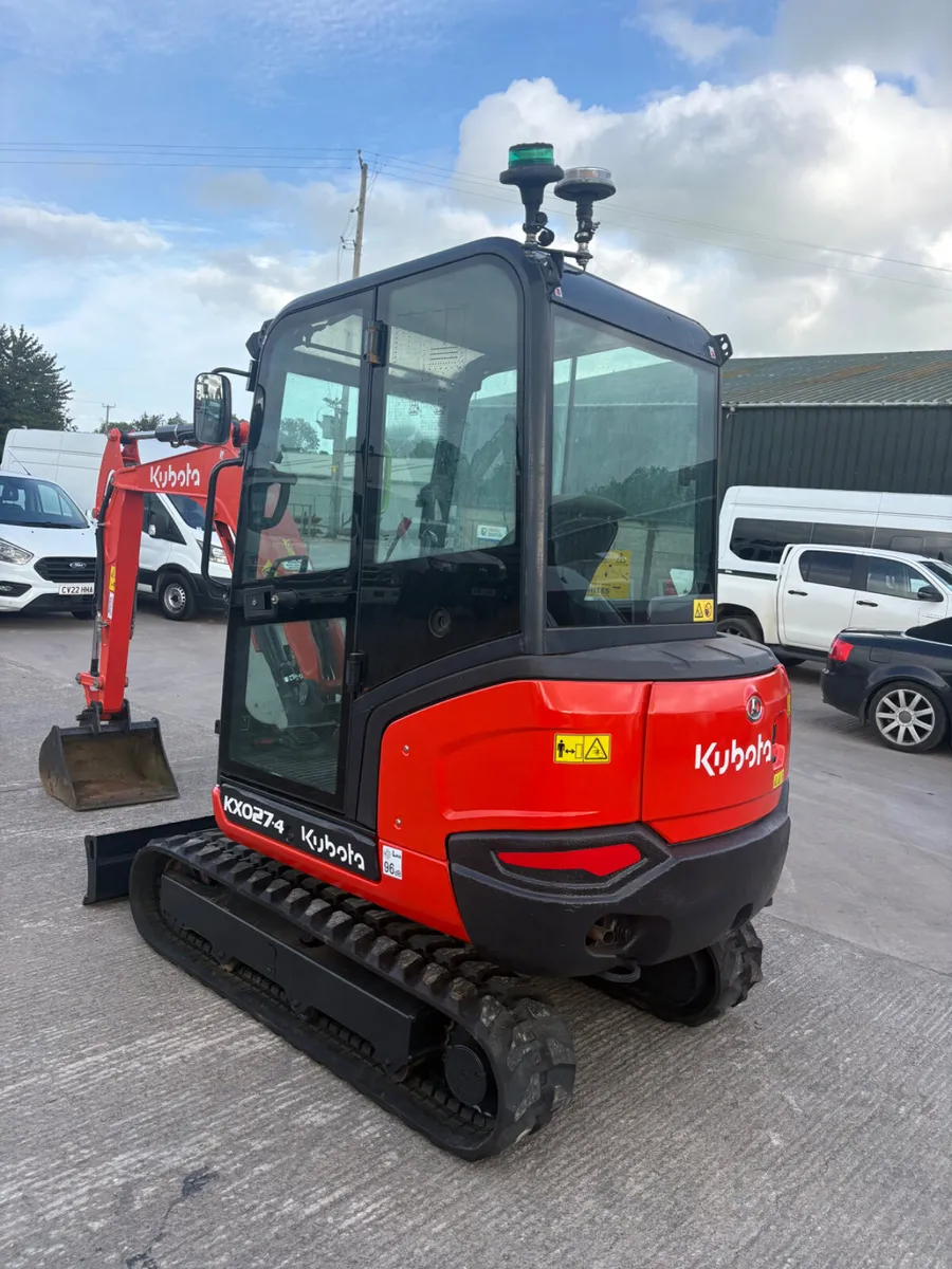 2020 Kubota kx27-4 ONLY 1465 hours - Image 2