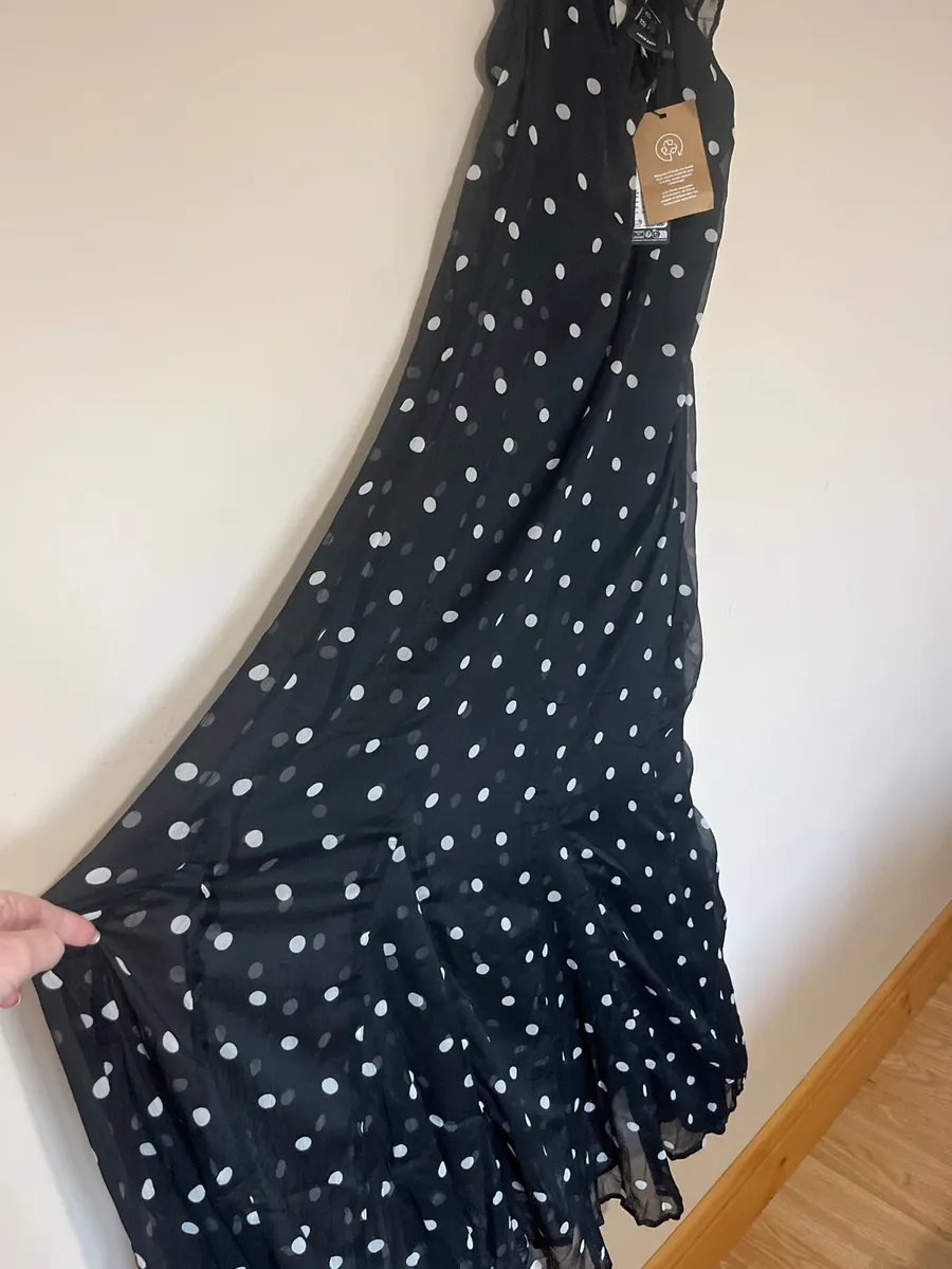 Dressy black and white spotty dress - Image 4
