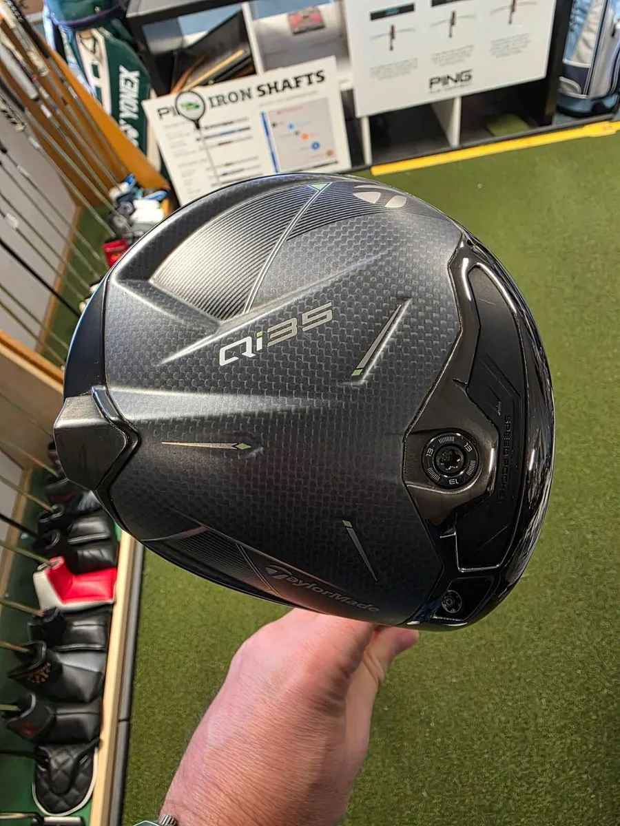 Like New Taylormade Qi35 - Image 1