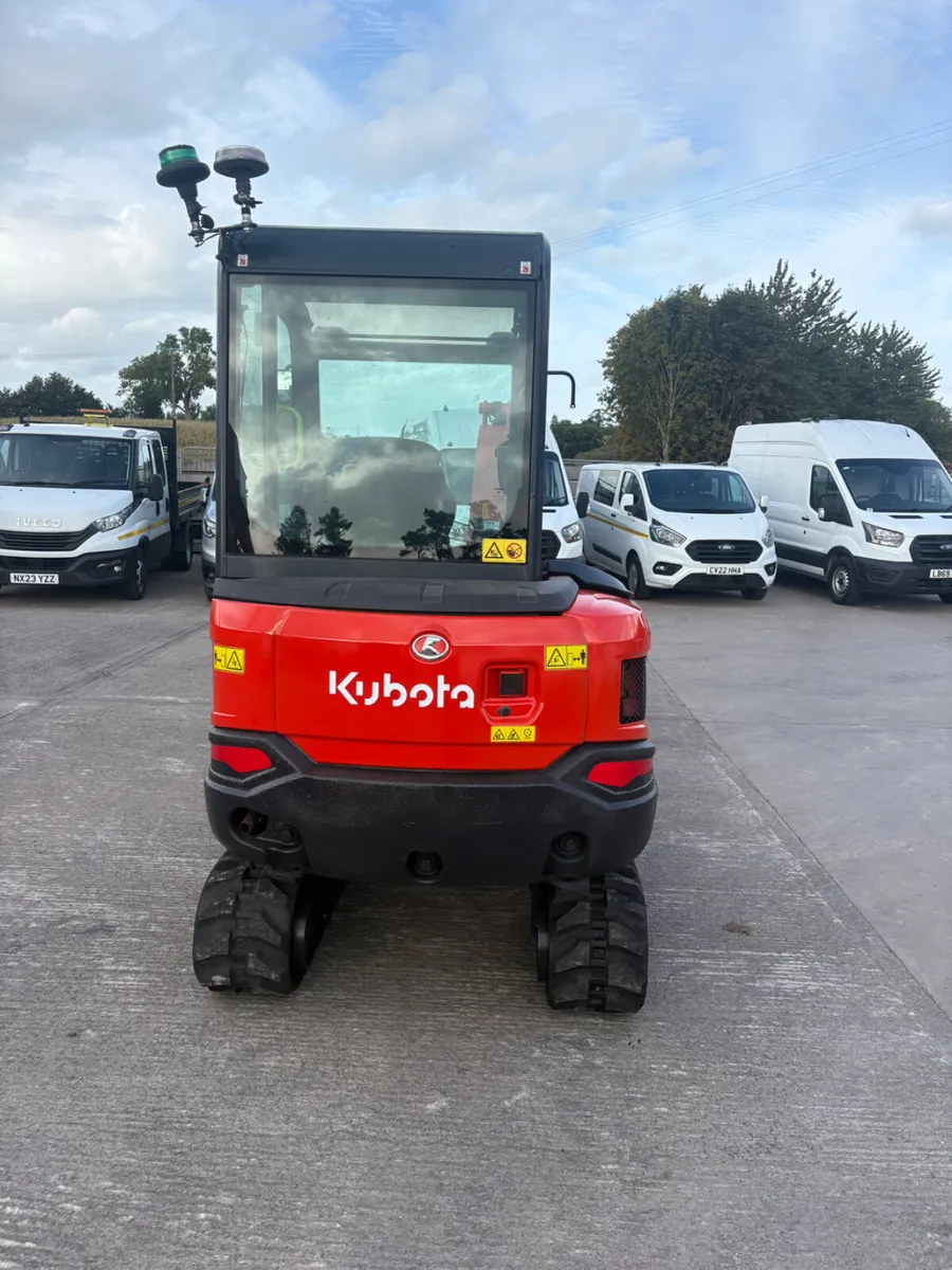2020 Kubota kx27-4 ONLY 1465 hours - Image 3