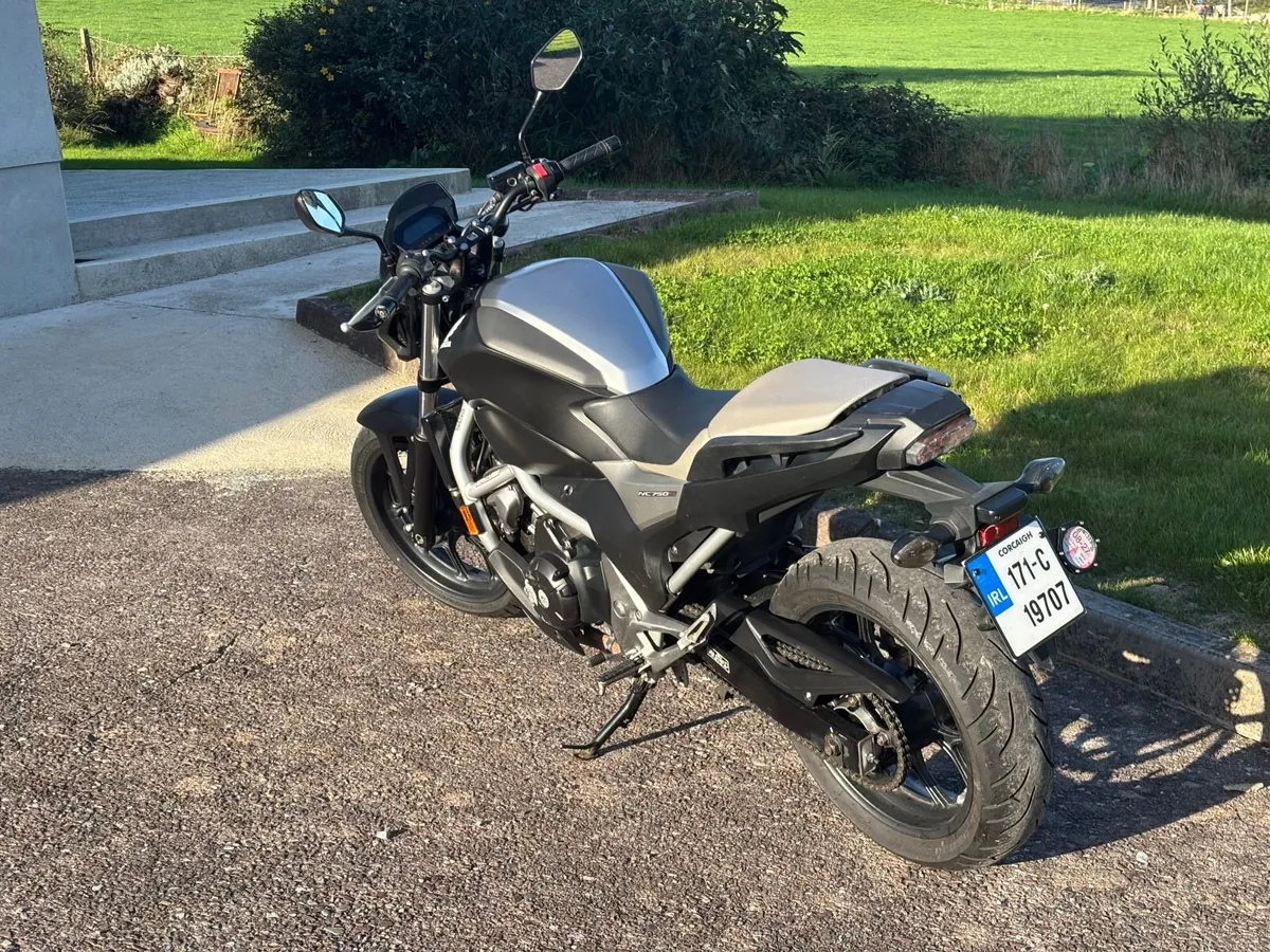 Honda NC750S 2017 - Image 4