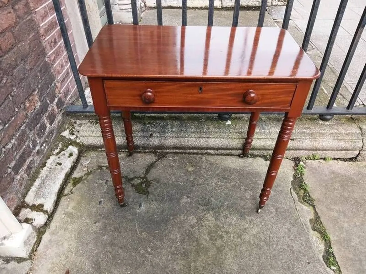 A George lV mahogany Writing Table - Image 3