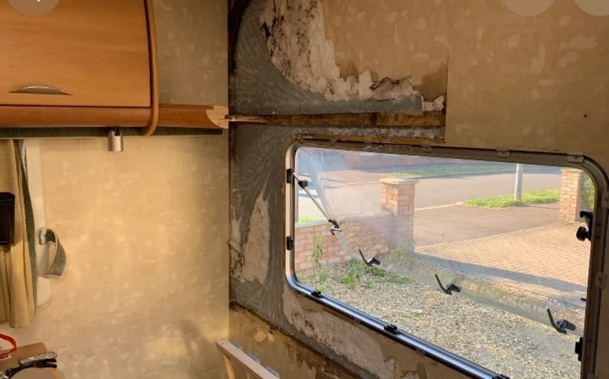 WANTED DAMAGED CARAVANS & CAMPERS - Image 4