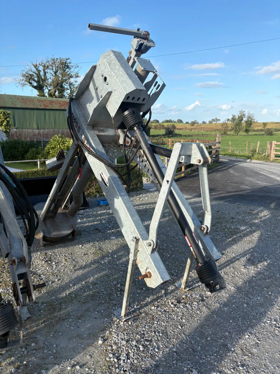 2025 Cross Agitator - Image 1