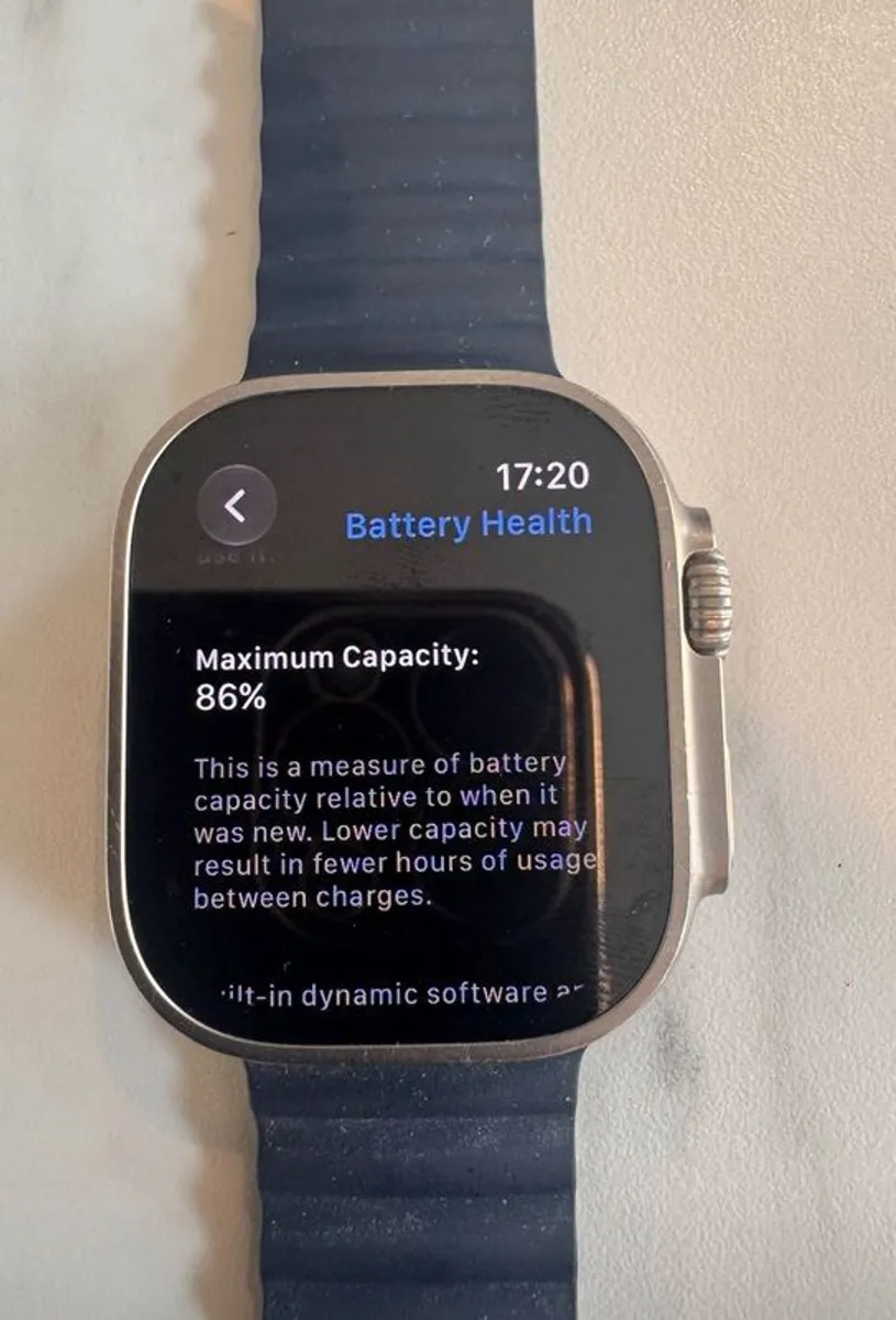 Apple Watch Ultra 2 - Image 2