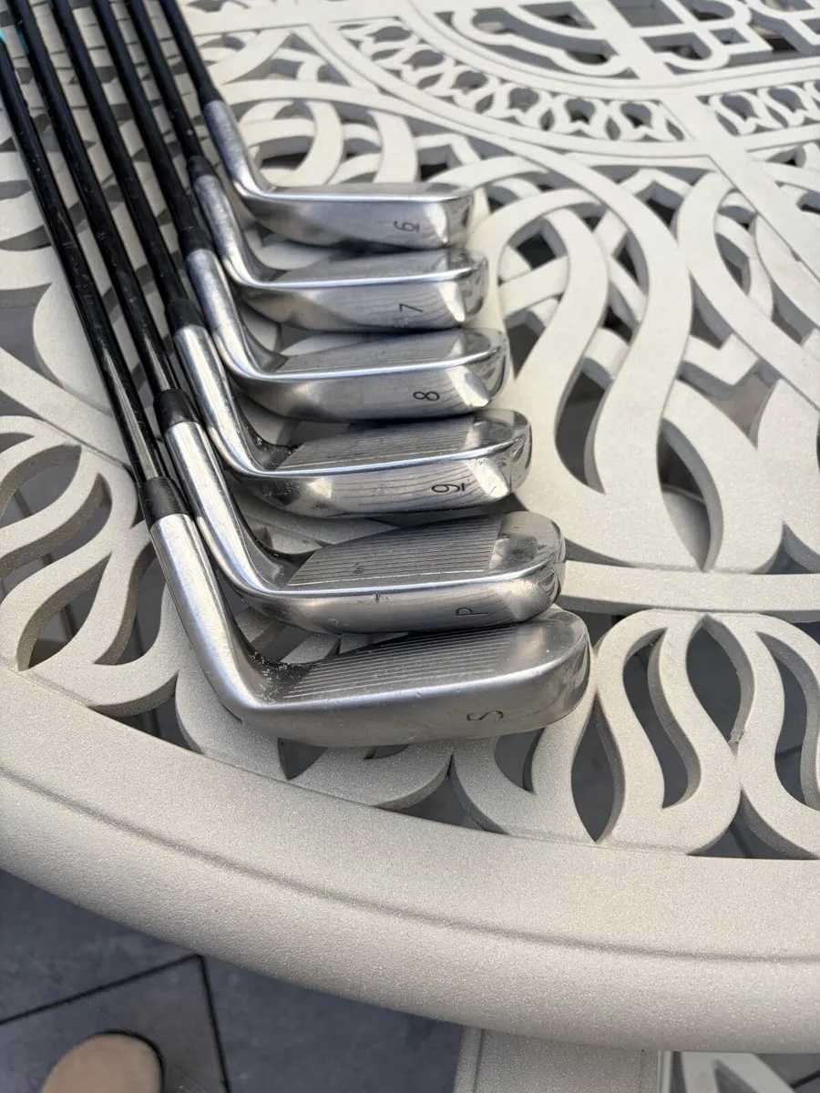 Spalding ladies left handed golf clubs - Image 3