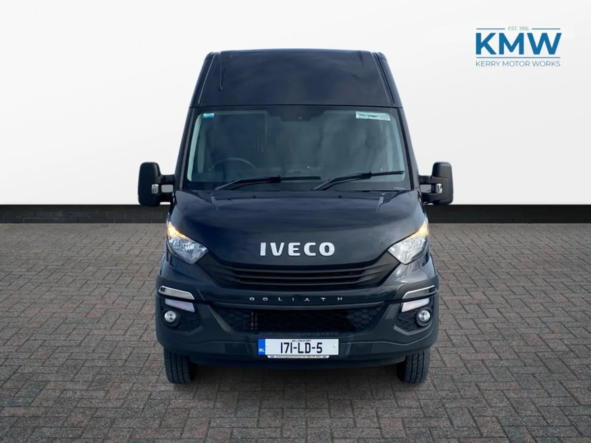 Iveco Daily 3.0 Camper Van..Twin Wheel - Image 3