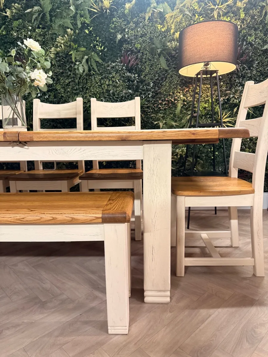 Danube extending oak dining table,5 chairs & bench - Image 4