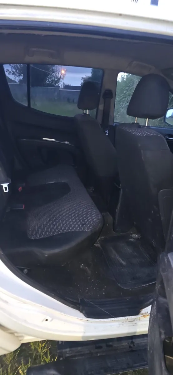 Mitsubishi l200 - Image 4