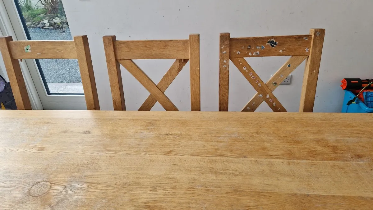 Solid Oak table and 8 chairs - Image 4
