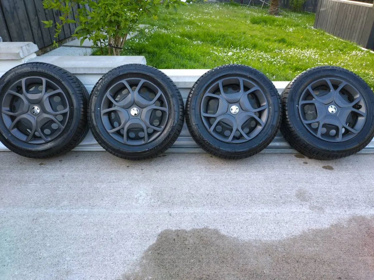 Brand new vans tyres Michael 215/60 R17c - Image 2
