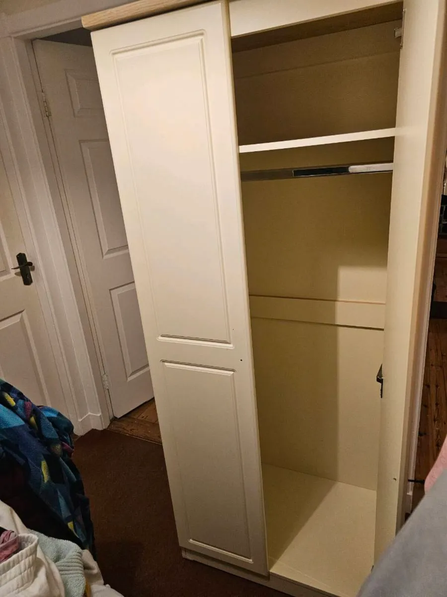 Wardrobe - Image 3