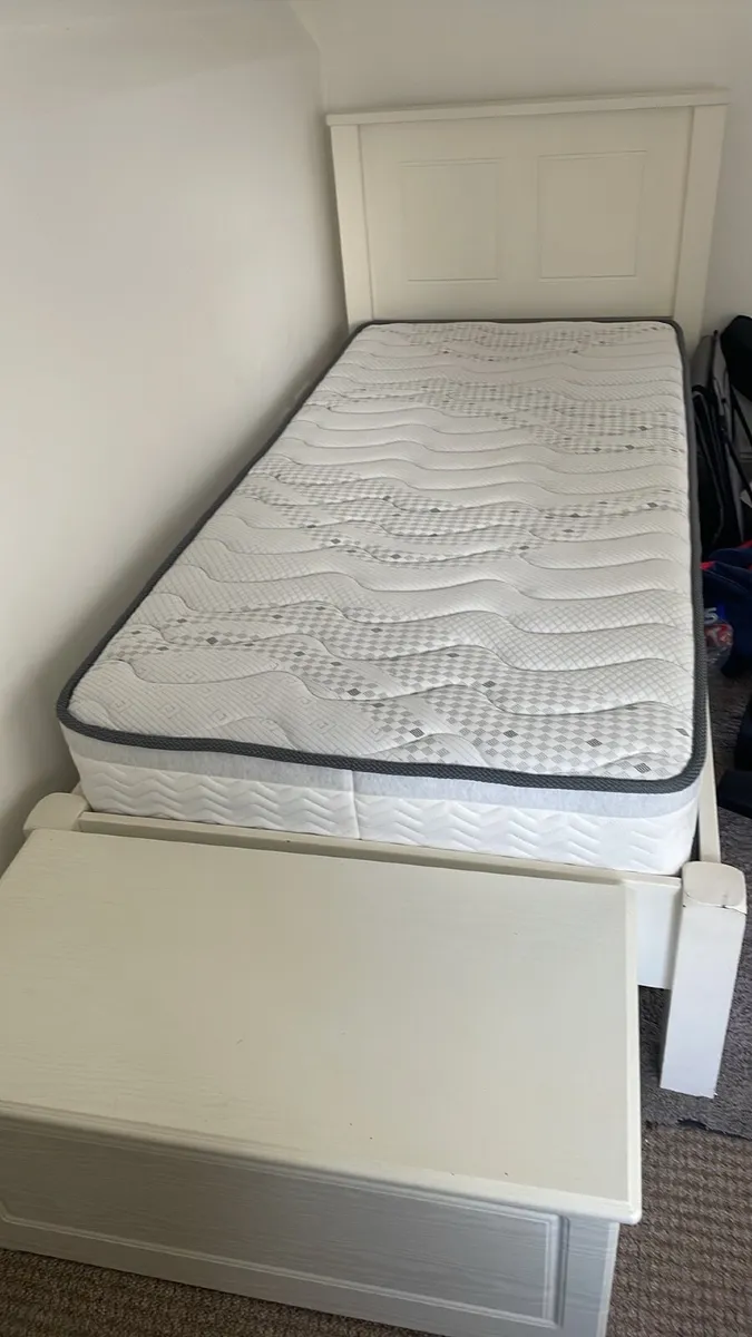 Single bed