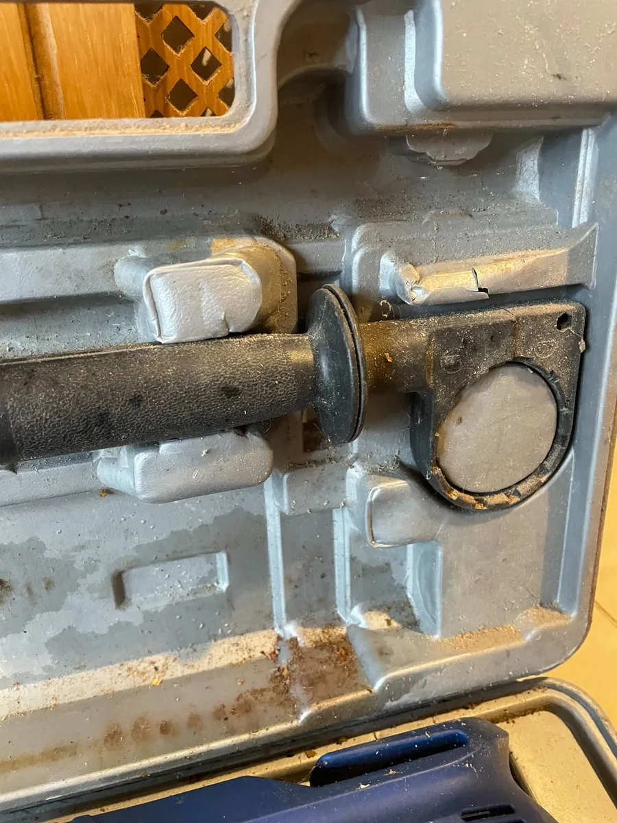 Perel corded rotary hammer drill SDS-Plus chuck - Image 3