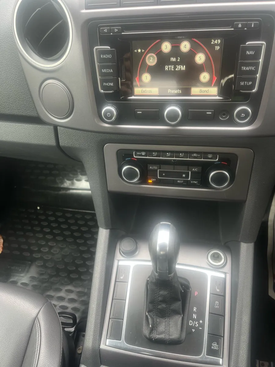 Volkswagen amarok 2.0tdi high line Auto - Image 4
