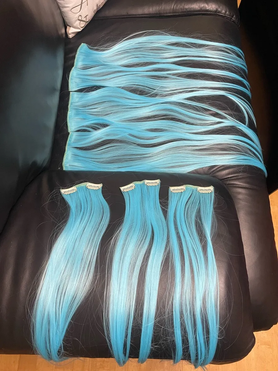 Sky Blue Ombre Clip In Hair Extensions - Image 3