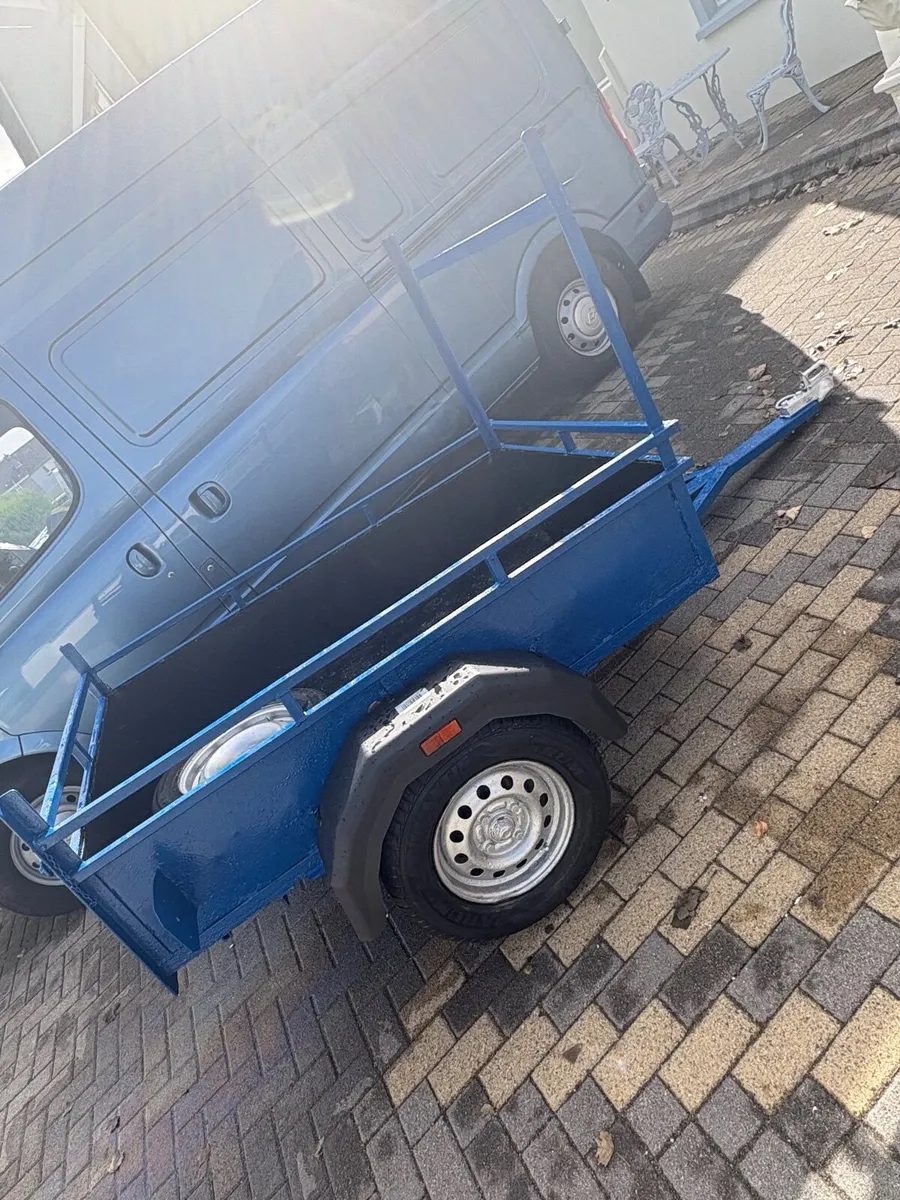 Box trailer - Image 1
