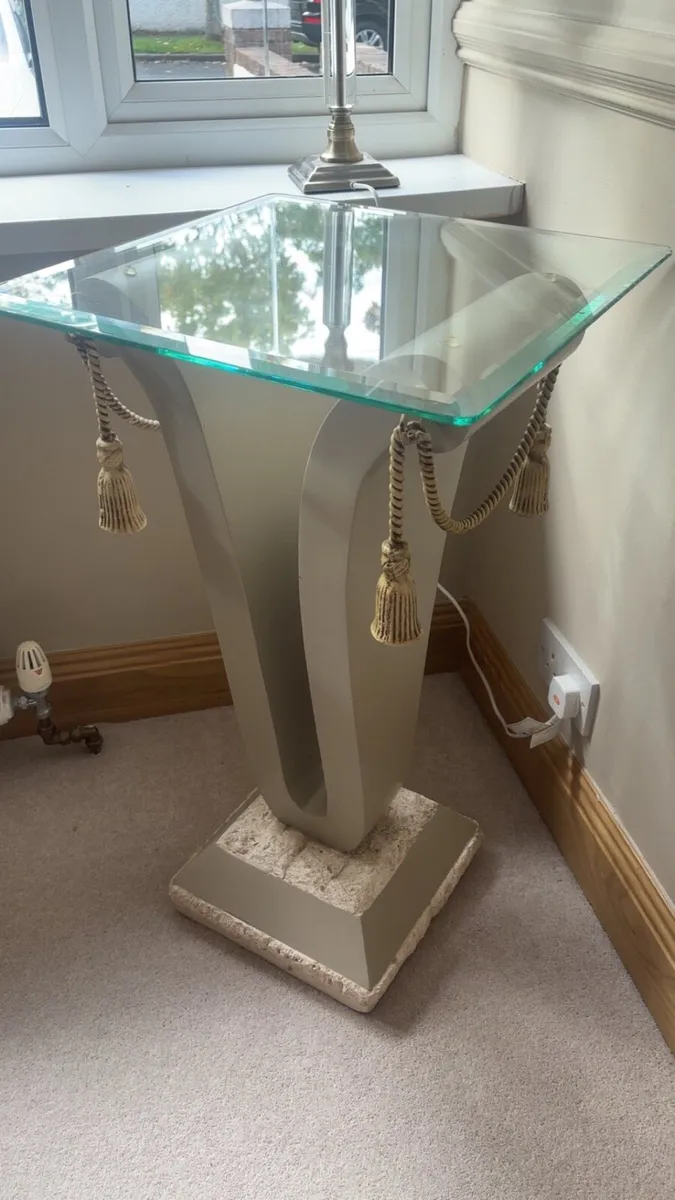 Pedestal - Image 1