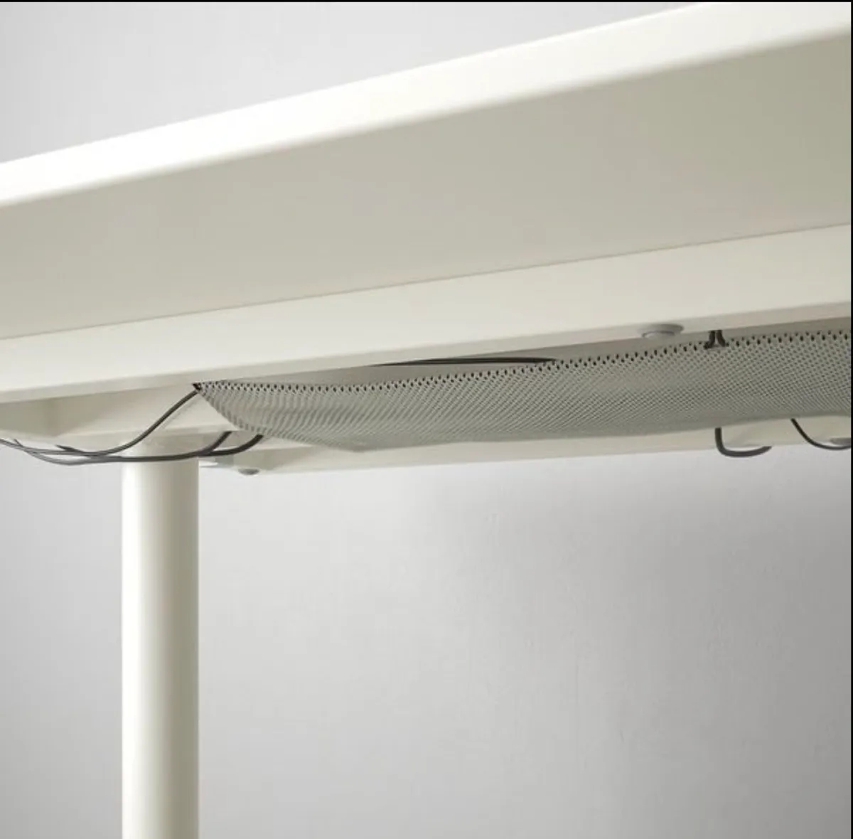 IKEA BEKANT Office Desk – 120 x 80 cm - Image 2