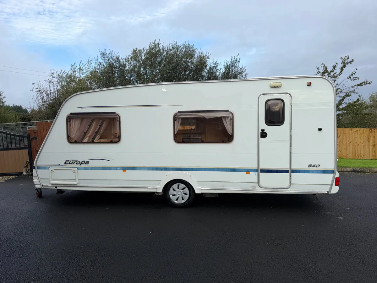 Sterling 6 berth - Image 2