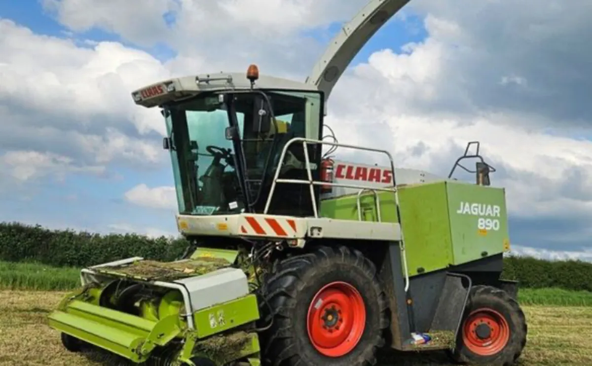 Wanted Newholland and claas - Image 1