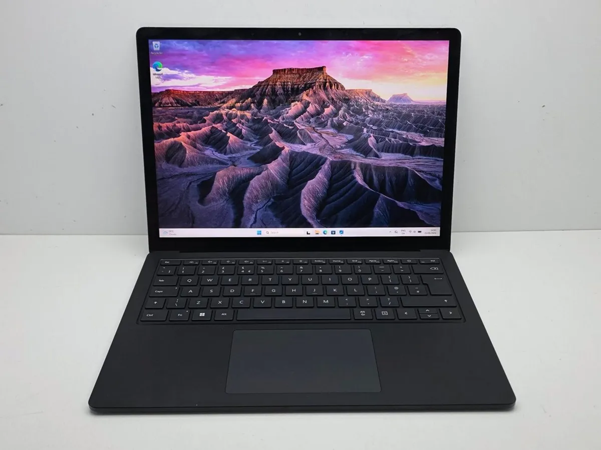 Microsoft Surface Laptop 4-i7(11gen)/ Touch screen