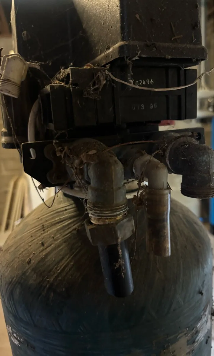 Water treatment system — used - Image 4